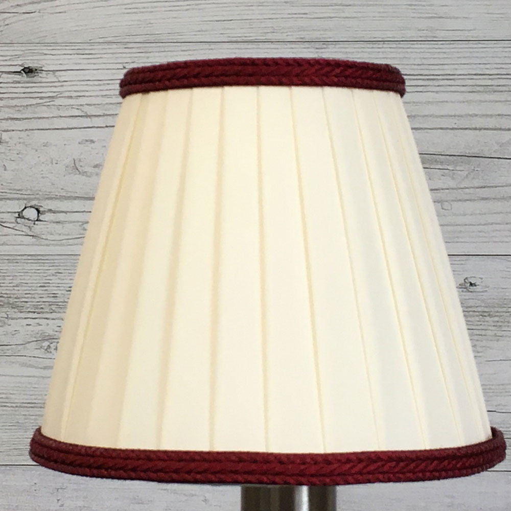 Pleated Candle Cream & Ruby