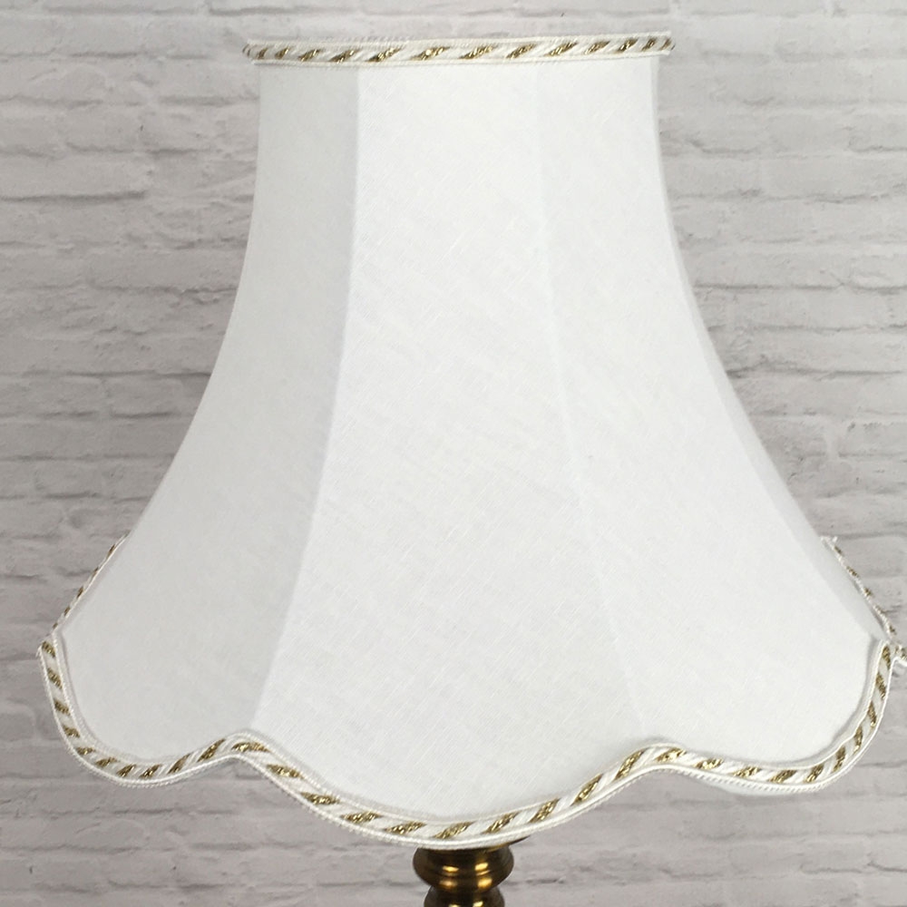 Scalloped White and Gold Lampshade