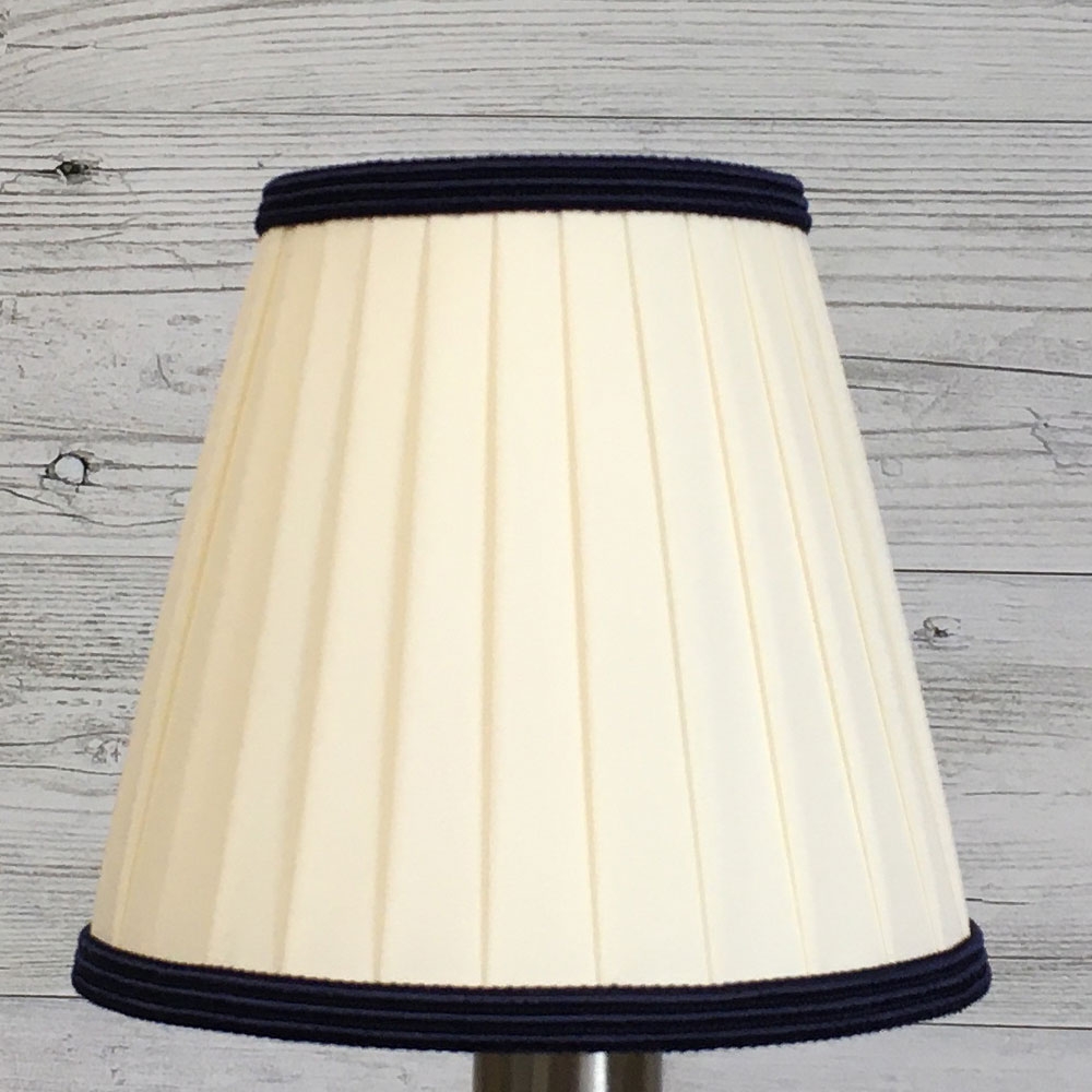 Pleated Candle Cream & Navy